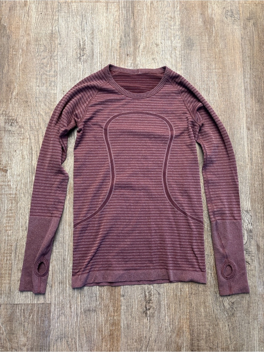 Lululemon long sleeve shirt